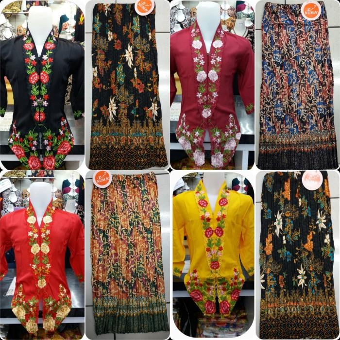 Kebaya Kebaya Anak +Rok Plisket