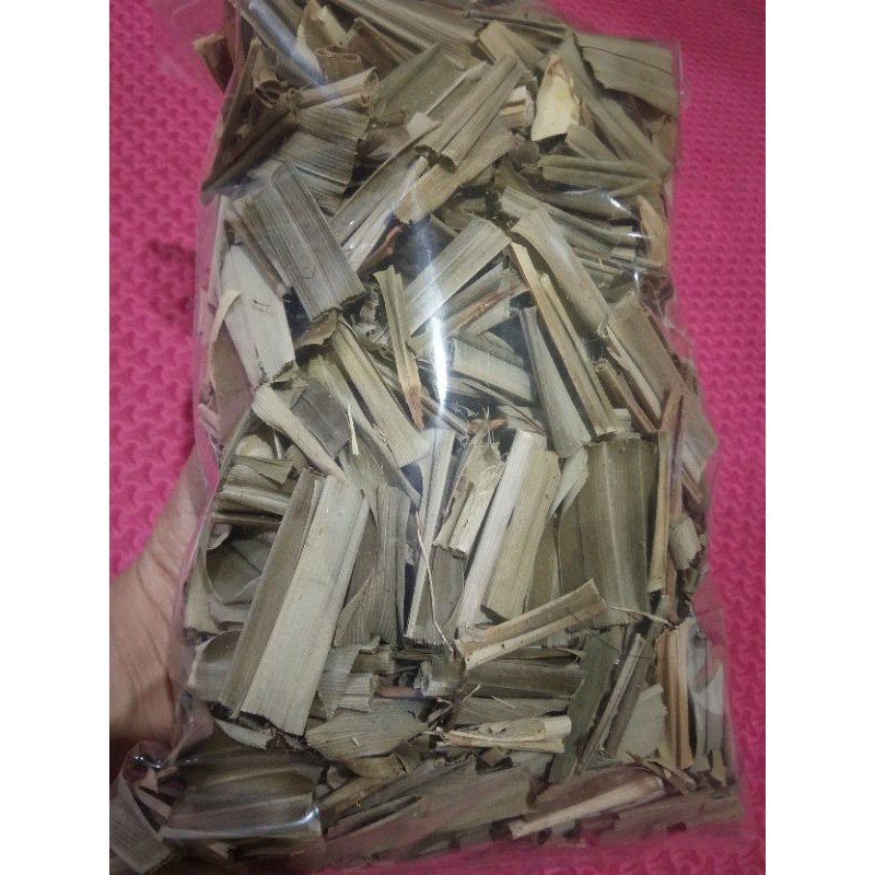 

DAUN PANDAN KERING 100 Gram