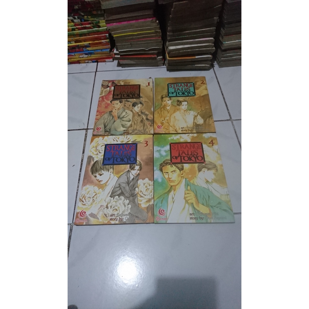 Komik Strange Tales of Tokyo 1-4 tamat - Kajiwara Niki & Ono Fuyumi