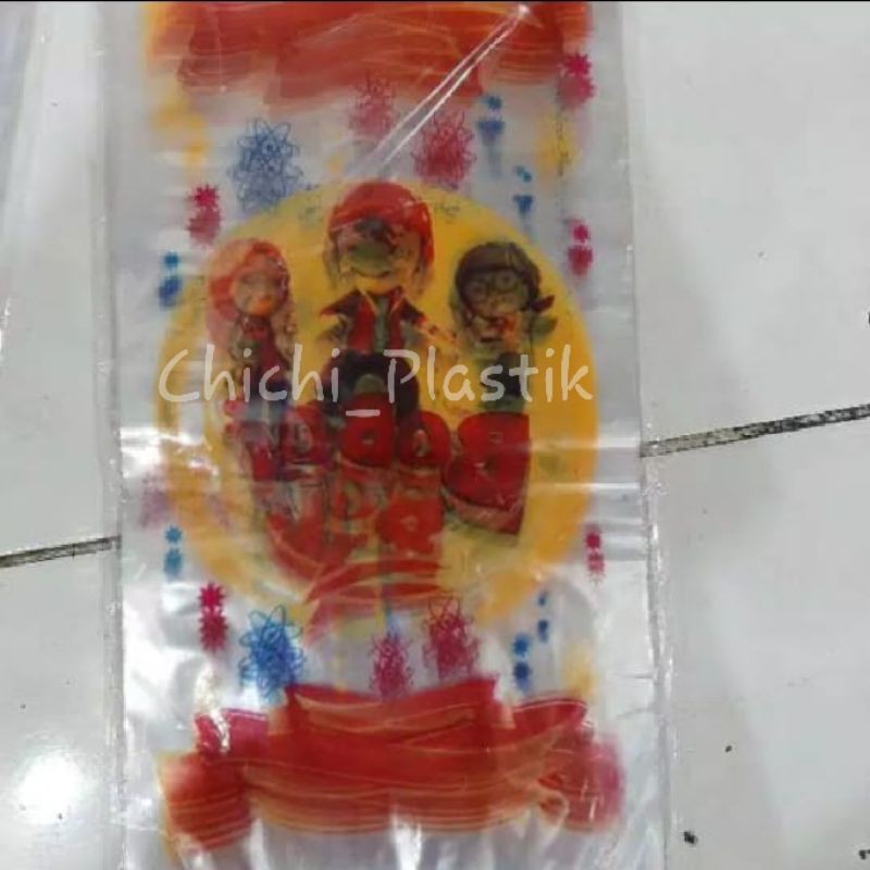 Plastik ulang tahun karakter kecil 36x18