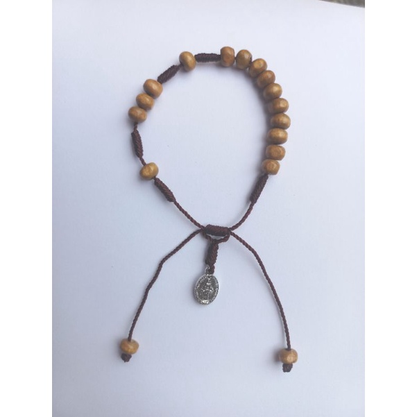 Gelang Rosario Kayu