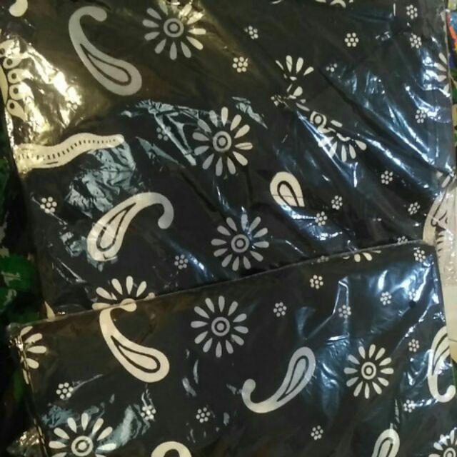 Set Sarkem Kemeja Pendek Keris Putih