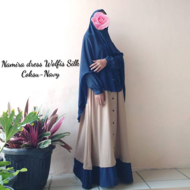 Namira dress