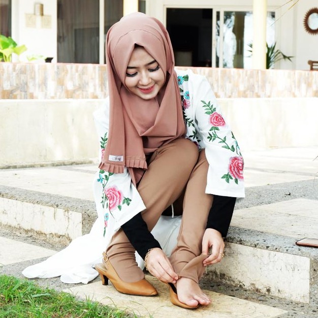 Lejing Dewasa Plus Kaos Kaki Instan Wudhu Muslimah Kekinian Bahan Kain Adem Terlaris 2022 Murah