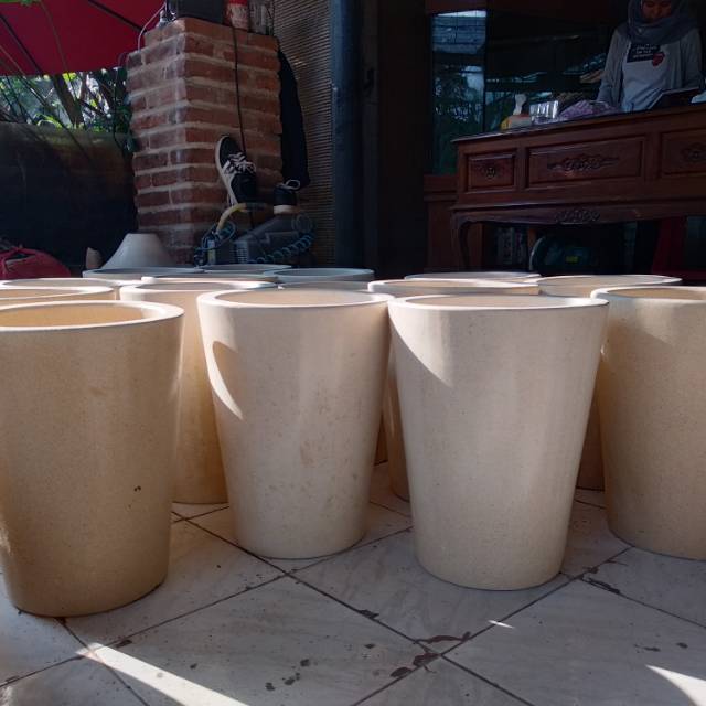 Pot cantik glossy size kecil bahan serbuk marmer