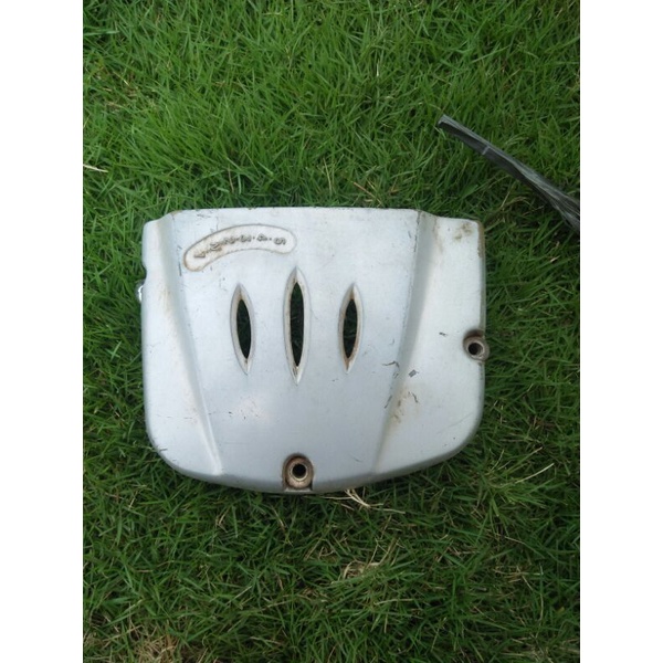 Tutup gear depan suzuki thunder 125 ori