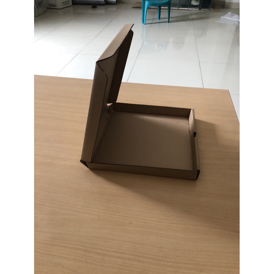 ISI 10PCS Kardus box pizza dus box kotak dus 25x25x5 ISI 10PCS Kardus box pizza dus box kotak dus 25x25x5