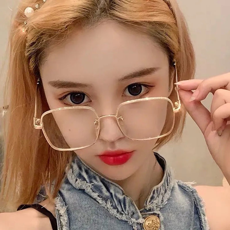 Kacamata Frame Metal Hias Glitter Gaya Klasik Untuk Wanita