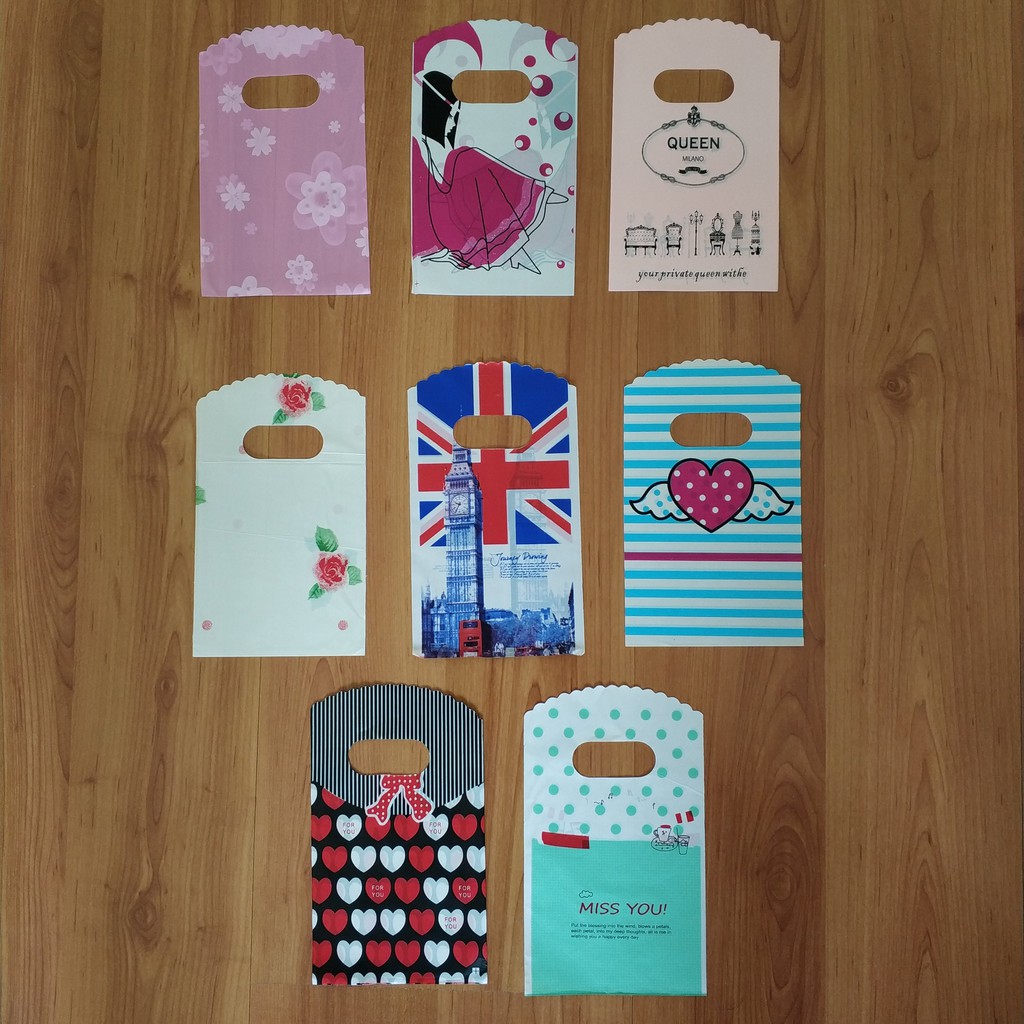 

[PEMESANAN MINIMUM 10 PAK] TAS KRESEK 50PCS SOUVENIR BAGUS MURAH KECIL MOTIF LUCU BELANJA PLASTIK