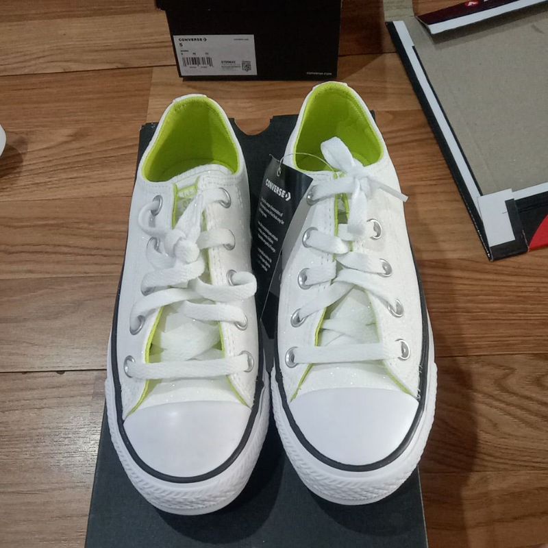 sepatu Converse original 572047C