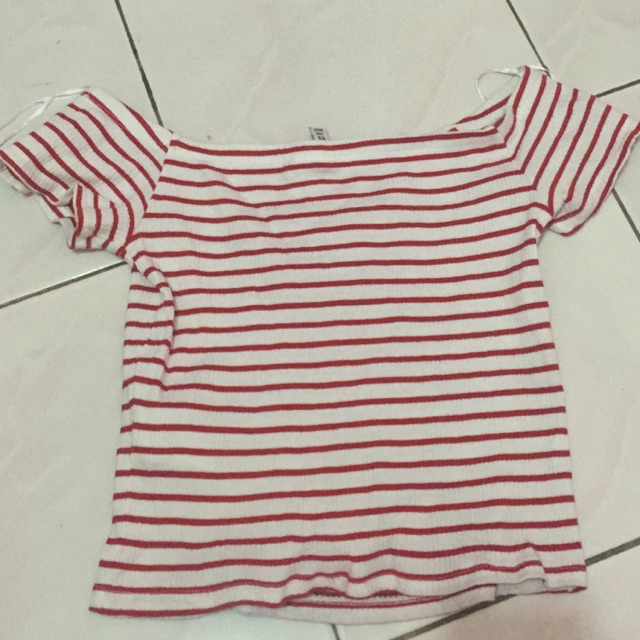 Preloved Hnm knit sabrina ori