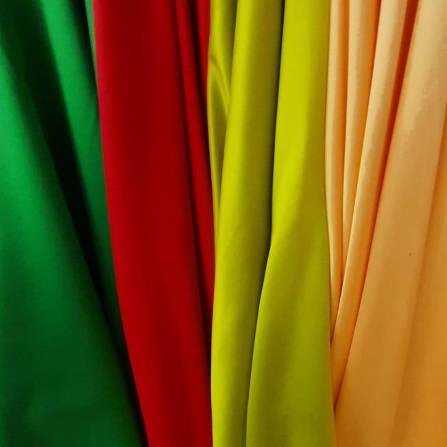 ☚ Kain Satin Roberto Cavali Pure Silk/1 Meter ➤