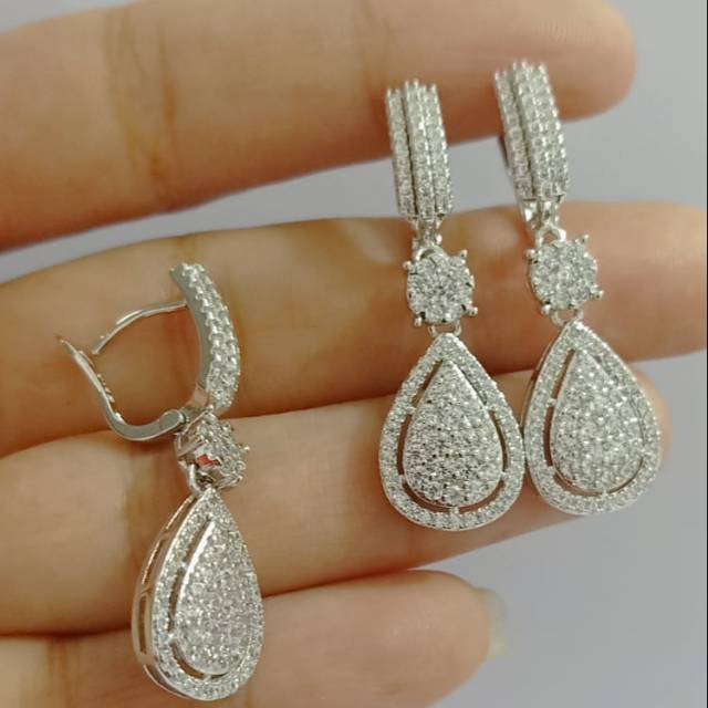 Anting mewah Replika berlian eropa.