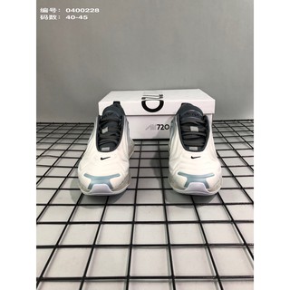  Sepatu  Sneakers  Olahraga Pria Model  Nike Air Max 720 Warna  