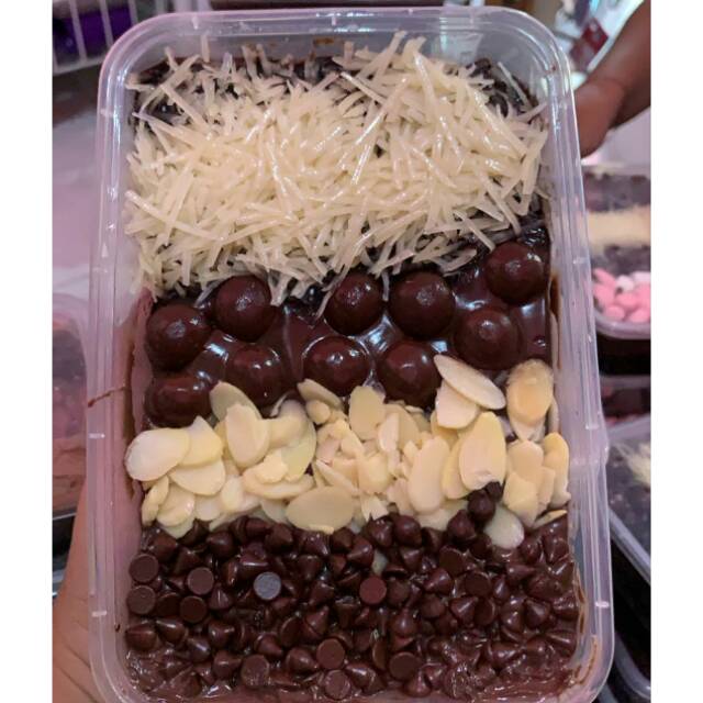 BROWNIES LUMER FULL TOPING 650ML (AREA DENPASAR DAN BADUNG)