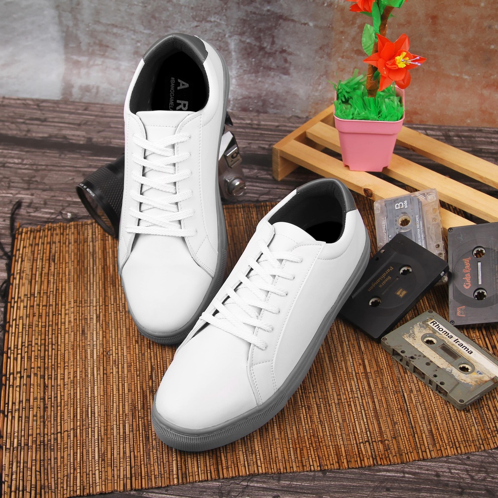 Sepatu Sneakers Pria Wanita Casual Kulit Putih Kasual Simpel Cowok Cewek Ori - Victor WhiteGrey