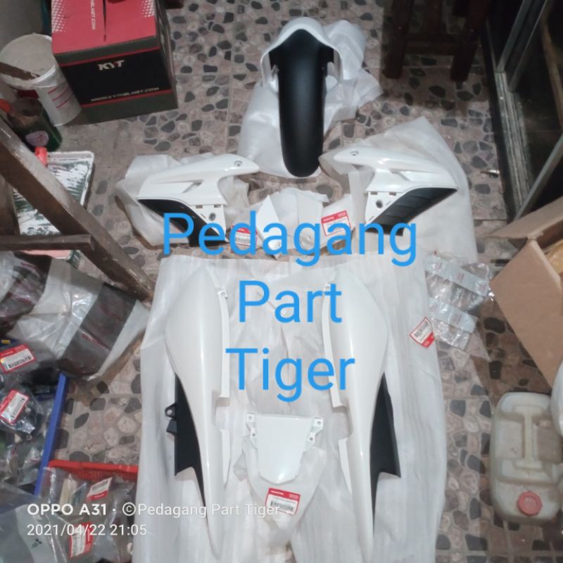 Body Set Honda Tiger Revo Putih Tahun 2009-2014