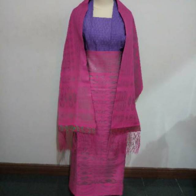 Songket Tarutung Piala Kosong.
