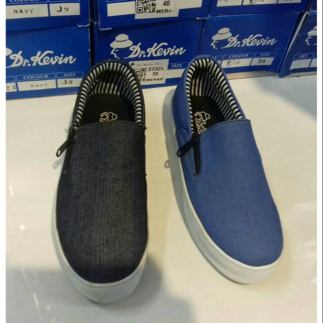 sepatu wanita dr kevin dua pilihan warna hitam & biru size 36-40
