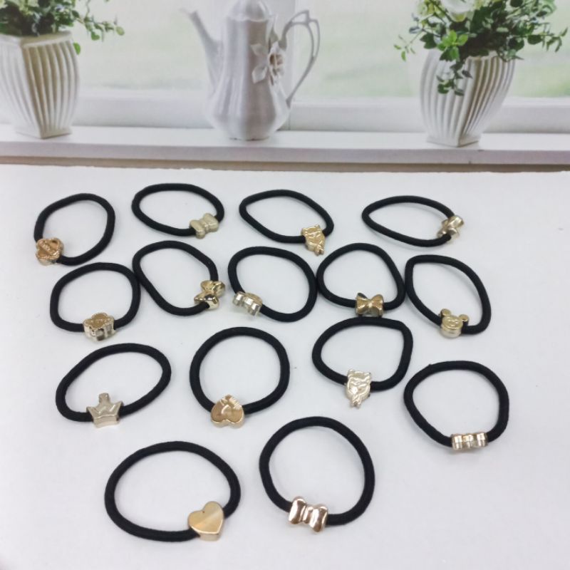 Ikat Rambut Hitam Isi 12Pcs Karet Gelang Variasi Liontin Gold Kunciran