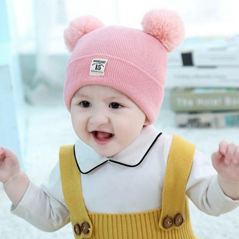 TOPI BAYI WOL POMPOM halus dan lembut