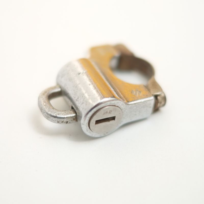 KUNCI HELM HELMET HOLDER SUZUKI RV90 RV50 RC125 VANVAN A100 T125 TS100 TS125 GT100 GT125 GT185 GT250