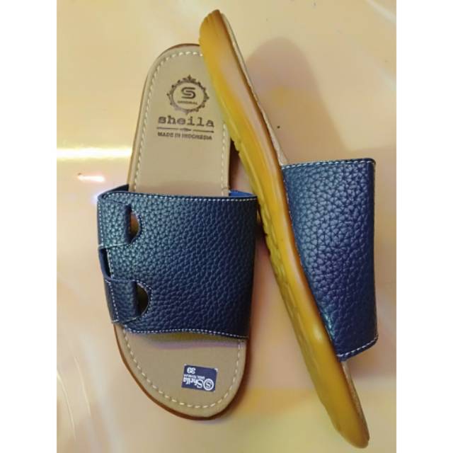 Sandal papirut sol karet mentah