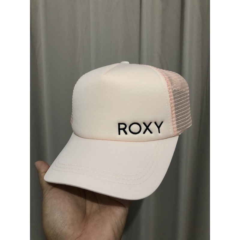 Topi roxy