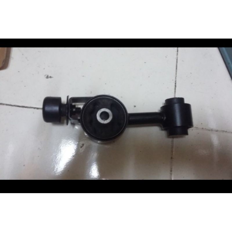 ENGINE MOUNTING LIVINA ATAS