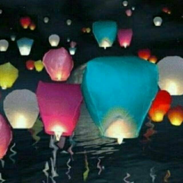 LAMPION TERBANG SKY LANTERN TAHUN BARU WISHING LIGTH