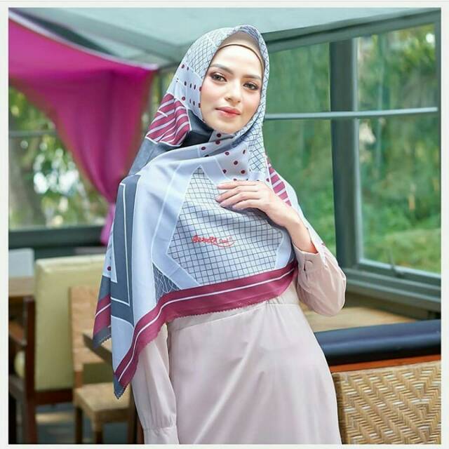 Free masker Segiempat pollycotton syari 130x130 kaia syari lasercut azzura scarf