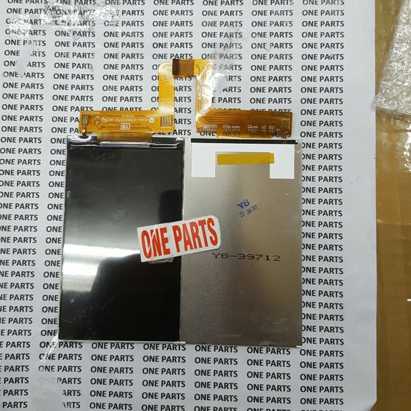 LCD ADVAN S4T