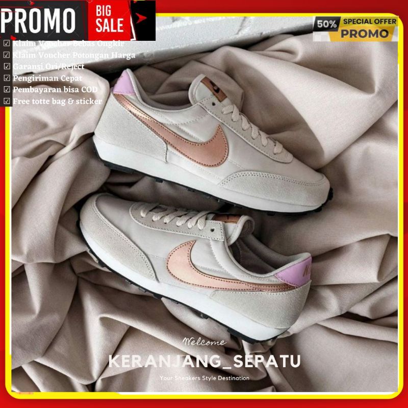 NIKE DAYBREAK WOMEN LIGHT OREWOOD BROWN METALIC ORIGINAL 100% - SEPATU SNEAKER NIKE WANITA ORIGINAL