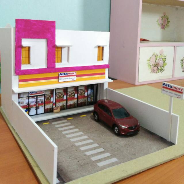 Diorama Alfamart skala 1:64