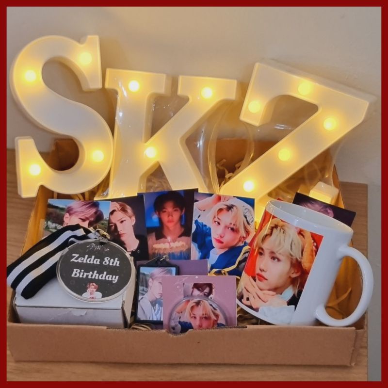 Hampers Stray Kidz / Lampu SKZ / Stray Kidz