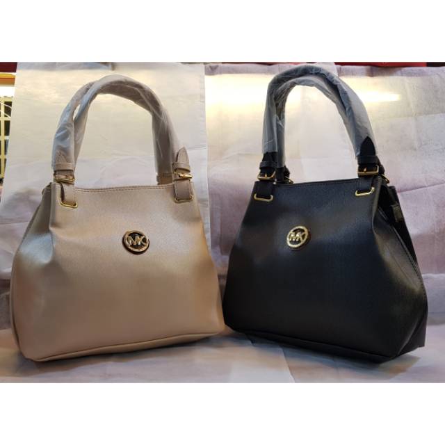 Tas Wanita CantikTas Wanita Cantik