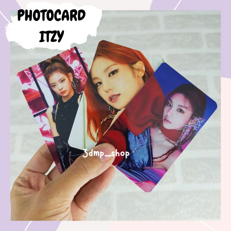 [25 lembar] Photocard Lomo Photo card Lomocard ITZY Cheshire Blah blah blah NOT SHY NOTSHY Checkmate sneaker voltage Guess Who In the morning crazy in love