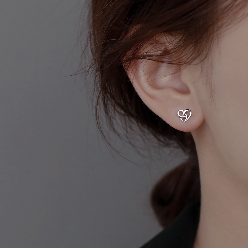 Magic789 Anting Tusuk Silver s925 Bentuk Hati Gaya Korea Untuk Wanita