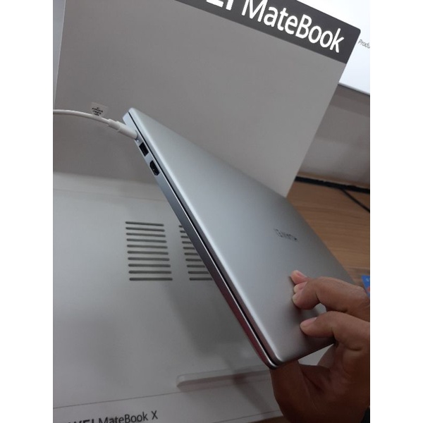 HUAWEI MATEBOOK D15 CORE i3