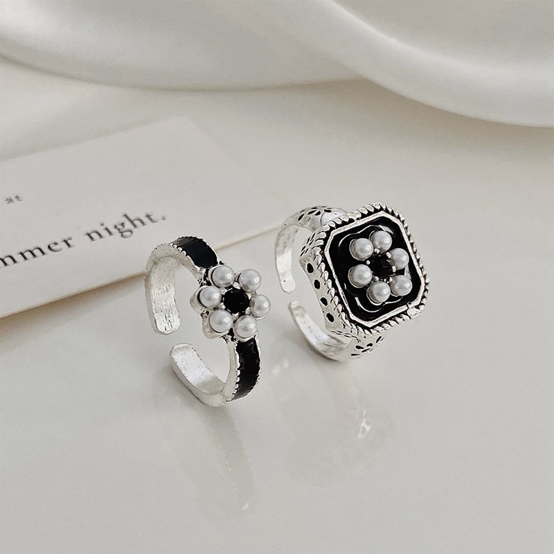 2pcs / Set Cincin Model Terbuka Adjustable Desain Bunga Hias Mutiara Gaya Retro Untuk Wanita