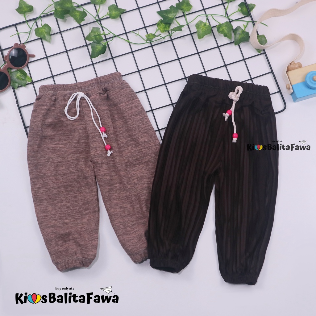 Jogger Molly Uk 1-2 Tahun / Pants Celana Panjang Anak Perempuan Laki Laki Panjang Murah Polos Import