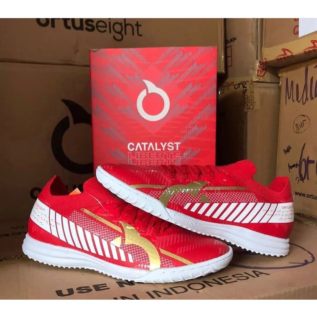 sepatu bola futsal ortus ORTUSEIGHT CATALYST LIBERTE FG IN SE ORTRED WHITE GOLD original new 2021