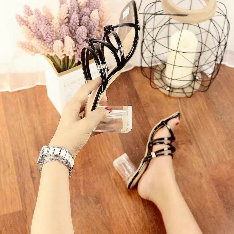 RM 10 HEELS WANITA TERBARU