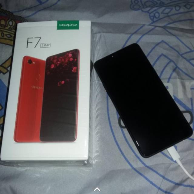 Hp oppo F7 bekas tapi masih bagus