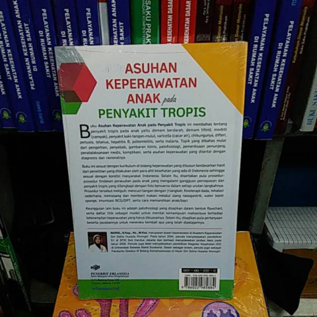 BUKU ASUHAN KEPERAWATA  ANAK PADA PENYAKIT TROPIS ORIGINAL