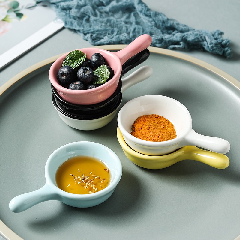 wadah sambal saus kecap mini dengan gagang bahan keramik wadah sambal saus kecap mini dengan gagang bahan keramik