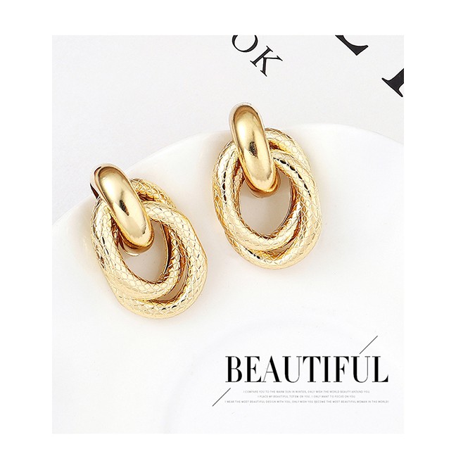 LRC Anting Tusuk Fashion K Grain Earrings Y61816