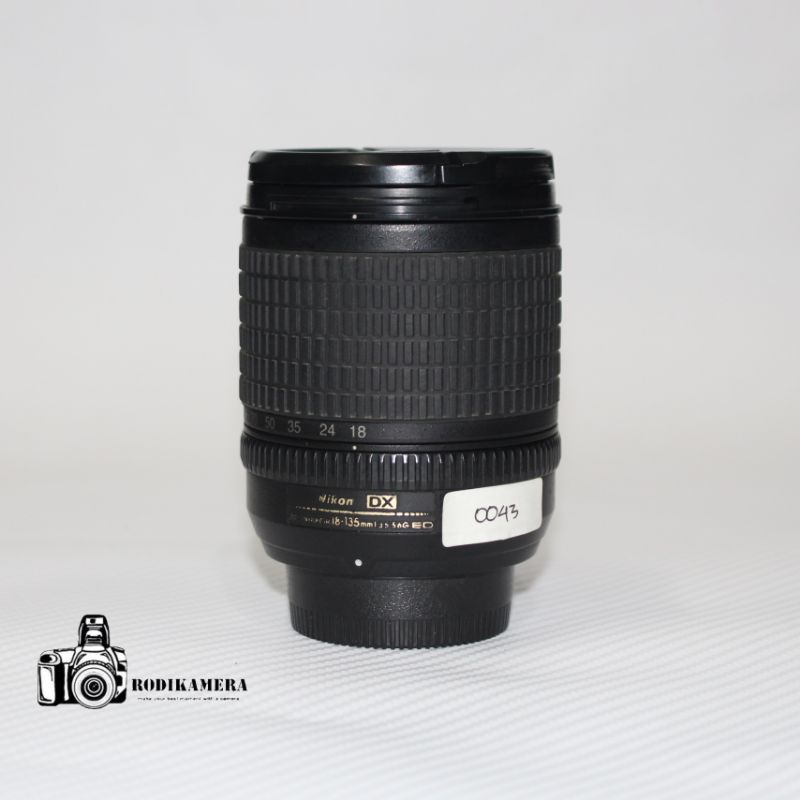 Lensa Nikon 18-135mm