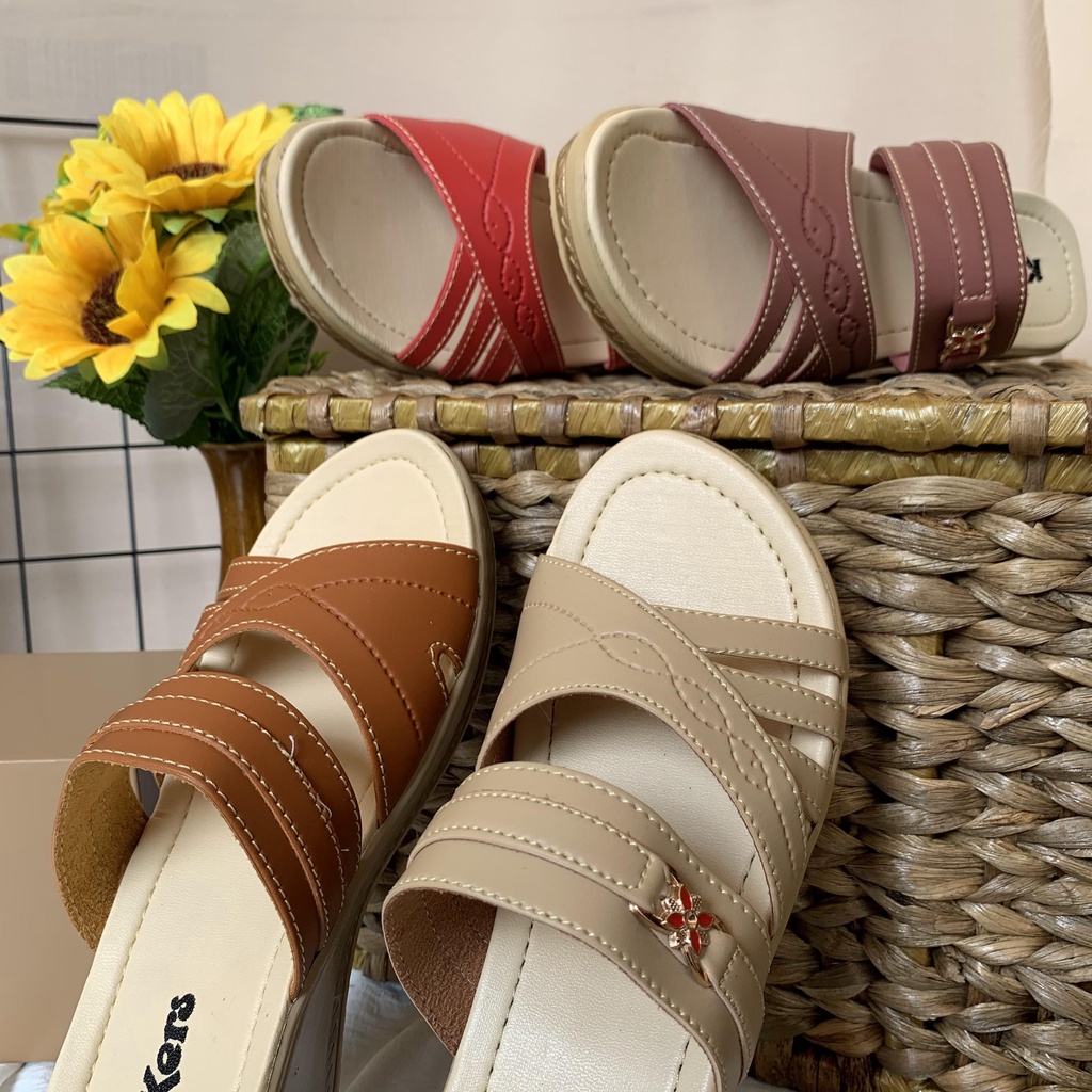 SENDAL WEDGES UMMI SANDAL SLOP HAK 5 CM TERLARIS TERMURAH GRATIS ONGKIR Wedges Sandal Slop Wanita Pesta Casual Silang Sendal Selop Fashion Tinggi Sandal Wedges Wanita Pesta