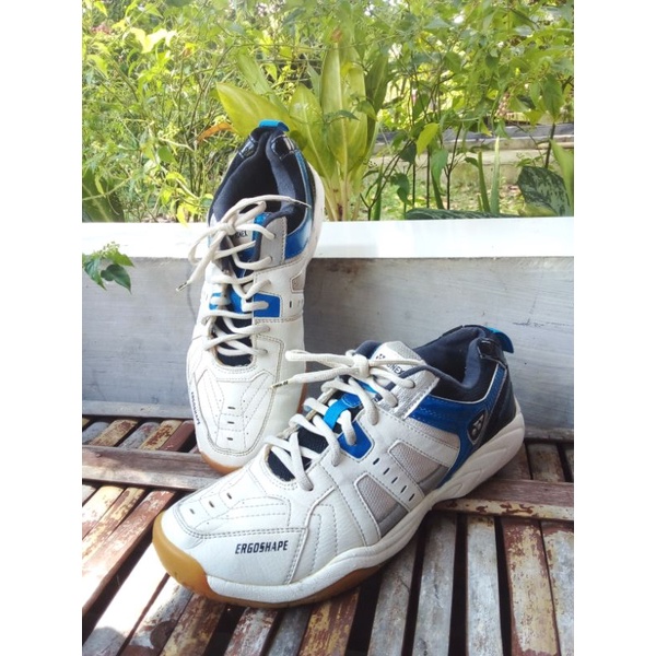 Yonex Power Cushion Badminton shoes original second size 41